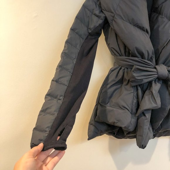 Lululemon Down To The Studio Grey Wrap Puffer Coat Women's Small - Picture 2 of 9
